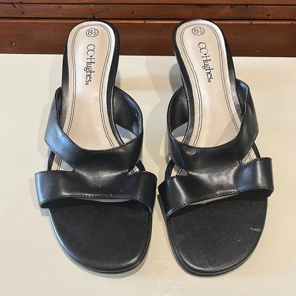 CC Hughes Sandals 8 1/2 - Picture 2 of 4